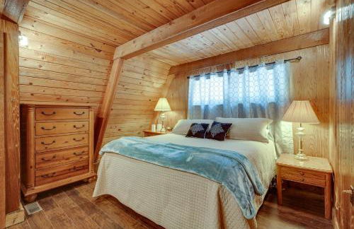 Lakefront A-Frame Cabin with Community Perks - Foto 15