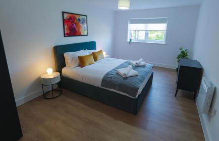 Luxury Flats Near Manchester Airport - Photo 3