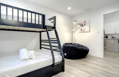 Luxe 6 Bed Heated Pool Villa I 5 min to Beach I BBQ - Foto 62