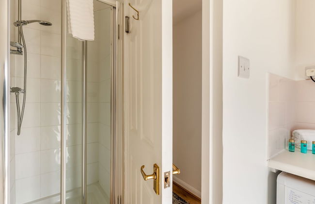 Spinnaker House - Photo 25