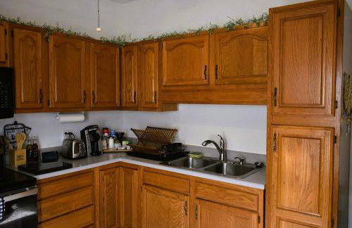 Downtown Lima 1 Bdrm Haven! - Photo 23