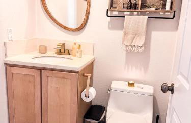 Wildland Aerie at Treehaus with Creekside Hot Tub Pets OK - Foto 25