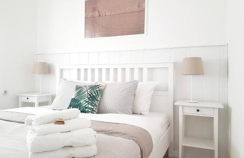 Salt & Stone Villa - Photo 22