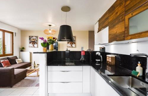 Paris au PETIT SÉSAME jacuzzi cosy Stade De France 6 personnes Wifi Terrasse Parking privé - Foto 19