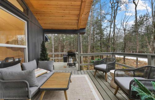 Evergreen Escape Hot Tub Firepit Resort Pool - Foto 36