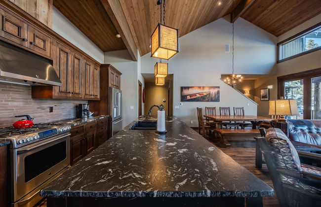 Wilderness Club Lakefront Lodge - Photo 12