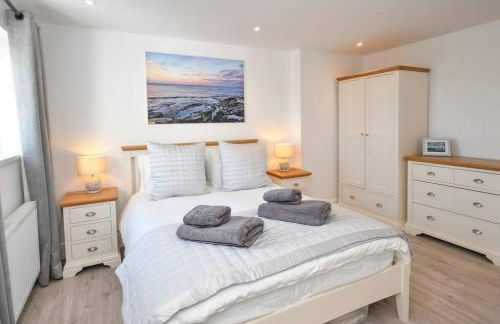 Dexters Den - Sea views, yards from Beach - Foto 12