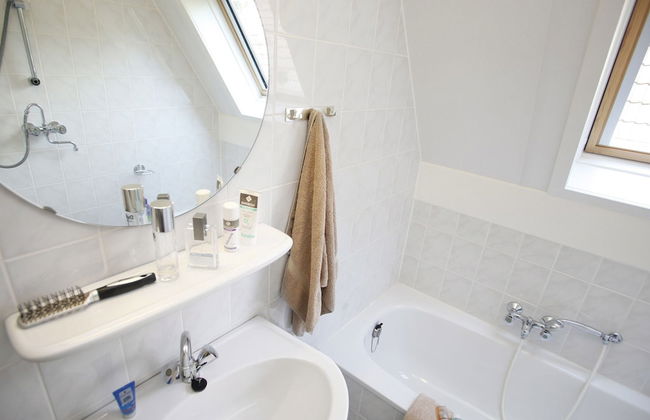 Holiday Home With Garden - Photo 11