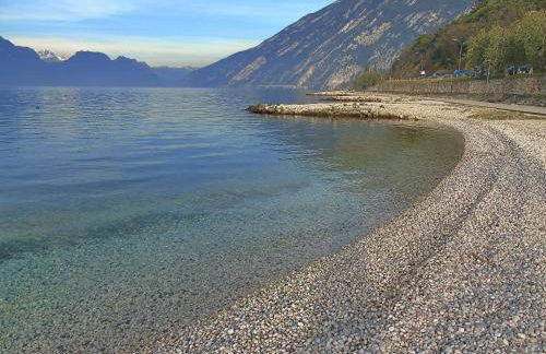 Limone Apt · Vista Lago - Finestra sul Lago - Foto 33