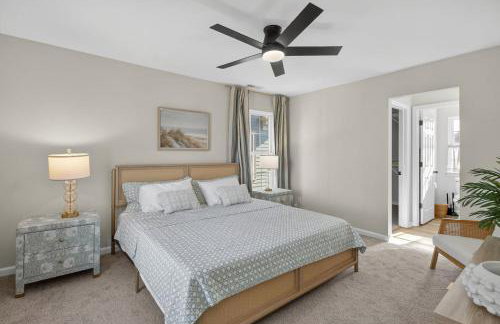 3BR 2'5 BA King Suite Fenced Yard Parking - Foto 6