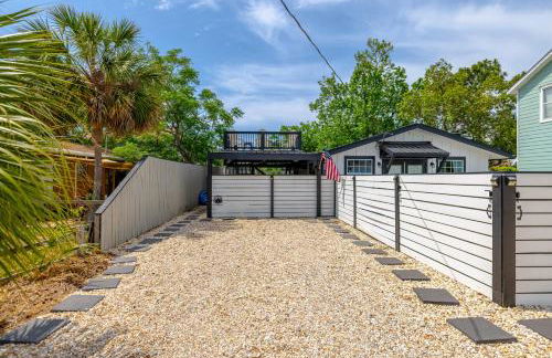 Bayview Cottage - Sun deck, pool, and more! - Foto 49