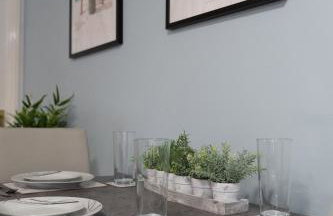 2 Bed Apt with free parking on driveway and free Wi-Fi - Photo 27