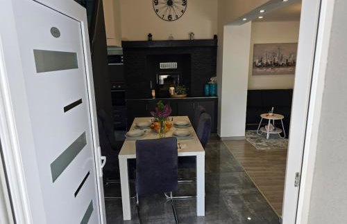 Grey House with heated pool Kričke Drniš - Foto 24