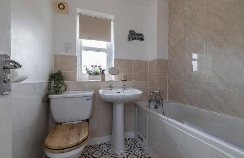 Countryside Stay Near JCB, Peaks & Alton Towers - Foto 17