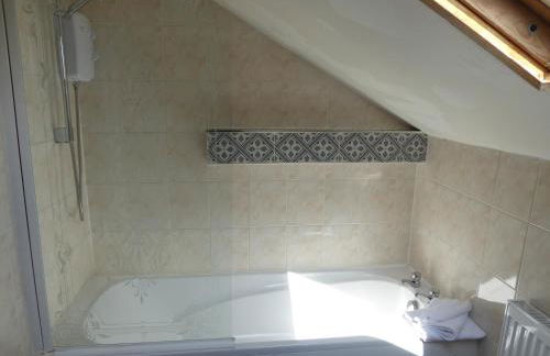The Shakespeare Lodge - Sleeps up to 12 - 2 HOT TUBS - Foto 26