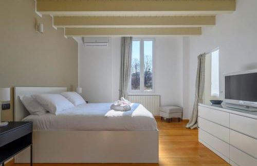 BolognaCentro 2Bedr and Terrace Near Central Station - Photo 9