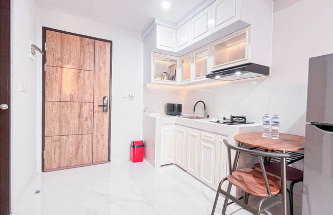 The Simply Look 1Br Apartment At Delft Ciputra Makassar - Photo 13