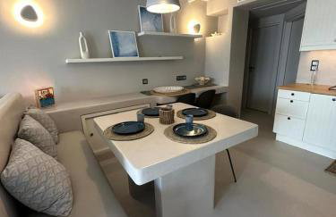 Elements - Air & Water Apartment by Hostandros - Foto 5