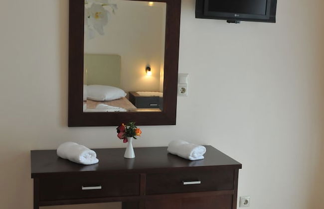 Finiki Plaza - Photo 23