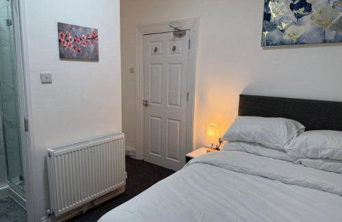 Cosy Six Bedroom House in Bedford Town - Foto 20