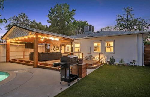 Lake Balboa Hideaway - Photo 7