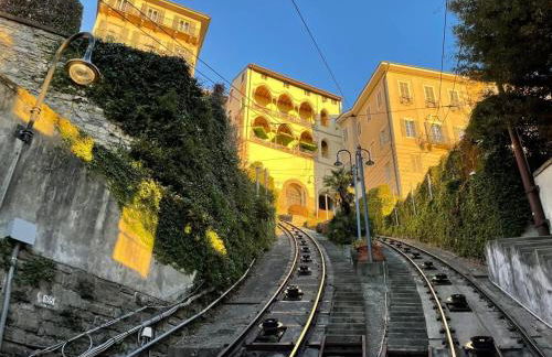 Smart Station Design Apartment Central - Photo 32