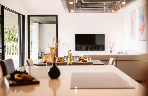 Vila Aguarelas with pool by Stay Madeira Island - Foto 11