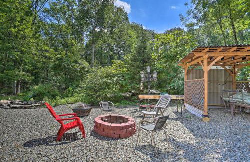 5 Mi to Camelback Henryville Home with Hot Tub! - Foto 2