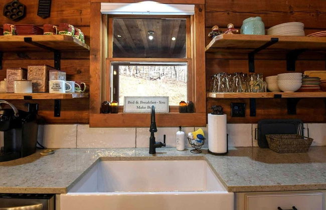 Deer Haven by Avantstay Cabin w/ Pond, Waterfall - Photo 11