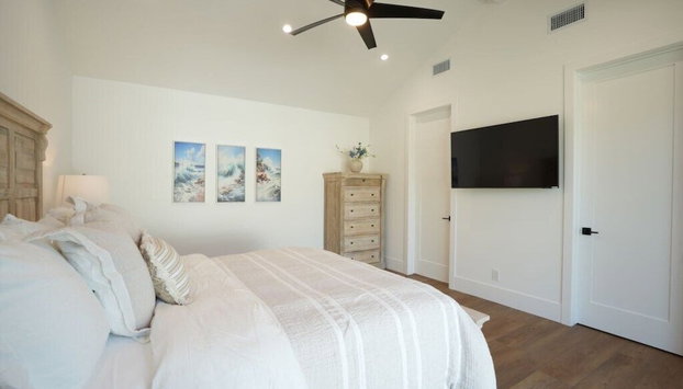 Beautiful Home with 4 bedroom, 2 bathrooms-full amenities - Foto 5, Zimmer