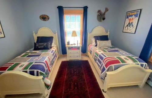 E5 Beautiful Bretton Woods slopeside home amazing views of Mount Washington Hot Tub AC - Foto 53