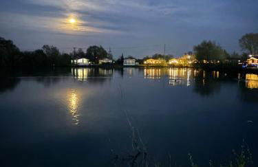 Rachels Luxury Tattershall Hot Tub & Fishing Retreat - Foto 65