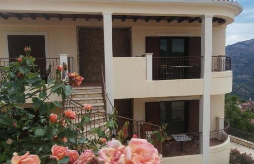 Kallisti Ξενώνας Διακοπτό-Καλάβρυτα - Foto 16