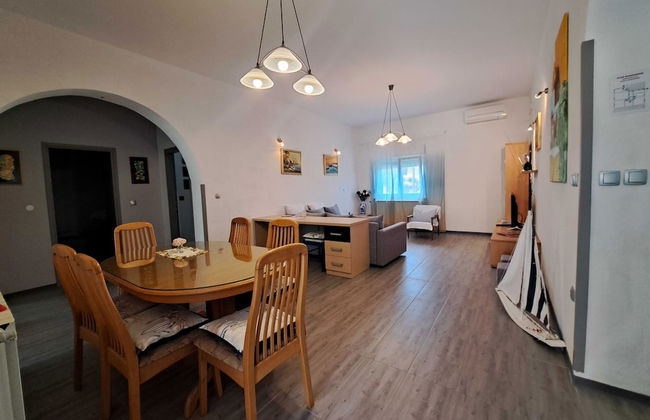 Spacious Urban Retreat Apartment With Terrace - Foto 25