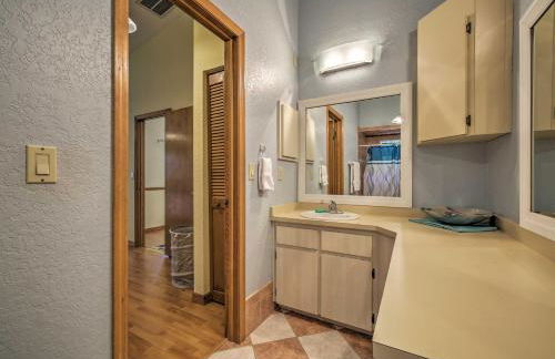 1 Mi to Weeki Wachee Home with Pool in Spring Hill - Foto 15