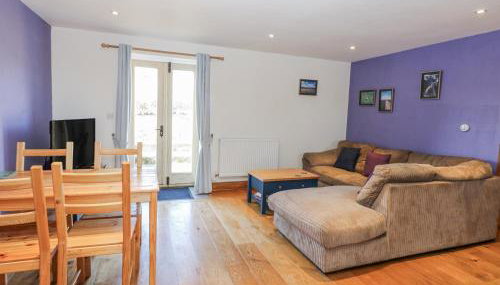 Swallows Rest - Photo 2