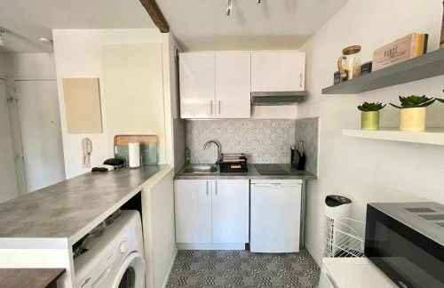 Bara ,Balcony ,Parking ,Patte d'oie neighborhood - Photo 4