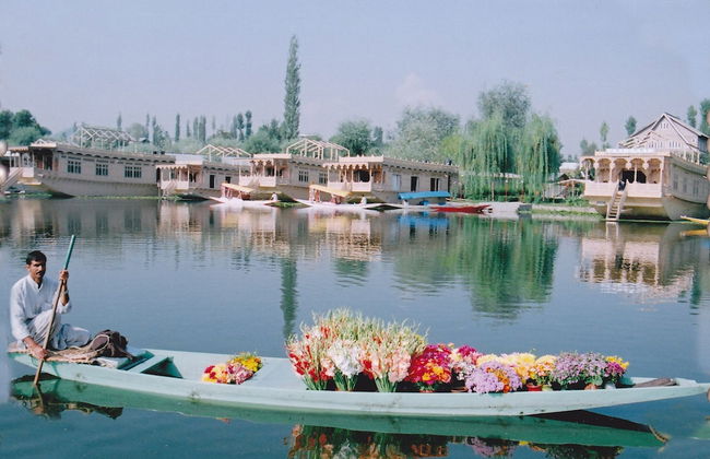 Wangnoo Houseboats - Photo 1