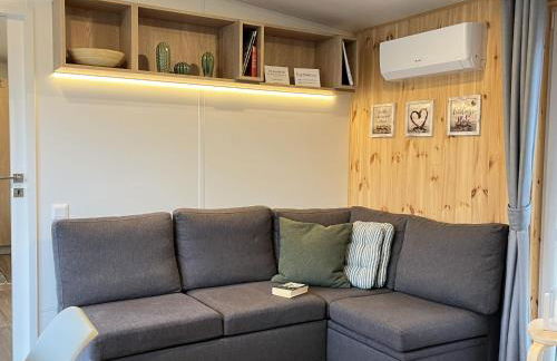 Holiday Home Tiny Haus mit schönem Seeblick by Interhome - Foto 6