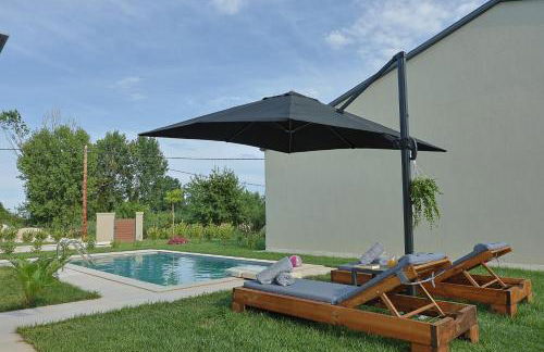 Mythical Olympus Mare Seaside Pool Villas - Foto 2