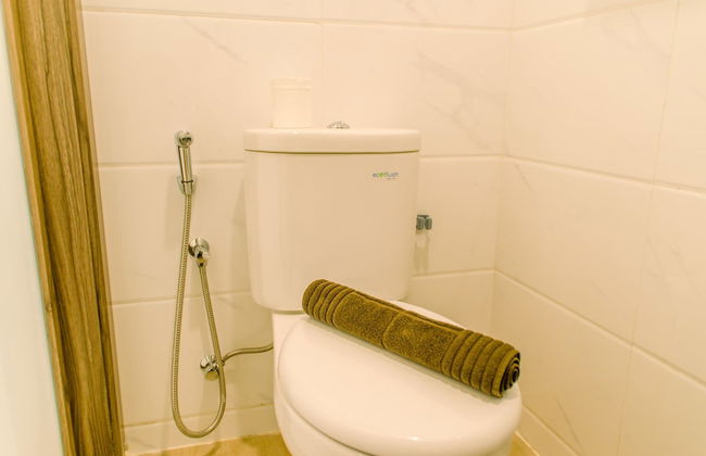 Cozy and Minimalist Studio at Sky House BSD Apartment - Foto 6