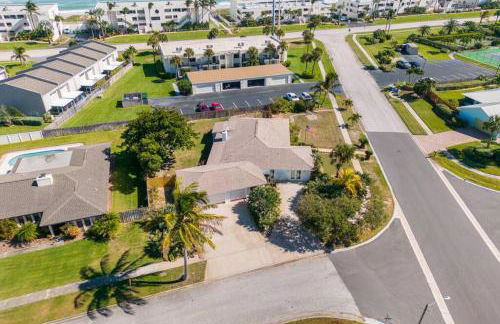 Melbourne Beach 4/3 Home steps to Beach w/Jacuzzi - Foto 25