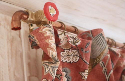 Robin Cabin with hot tub - Foto 12