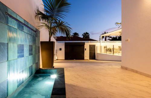 VILLA NICOLE wifi, gym, Heated Pool - Foto 51