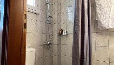 Flo's Apartments - Foto 3