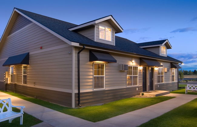 Stratford Suites - Photo 19