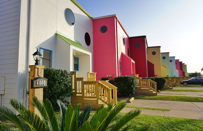 FOUR SEASONS on the gulf - Photo 15