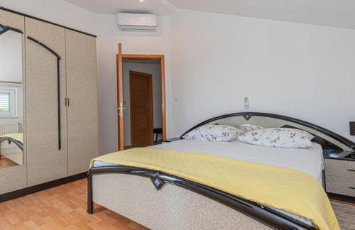 Villa Maria with Outdoor Pool - Foto 11