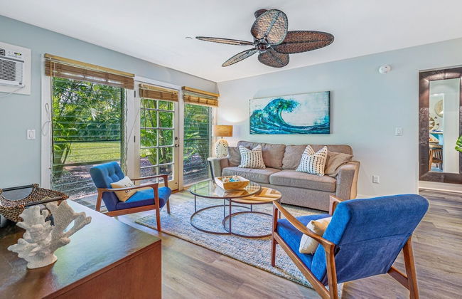 Aina Nalu C107 2 Bedroom Condo by Redawning - Foto 1