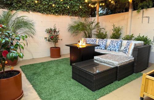 Modern Studio with Private Patio - Foto 22